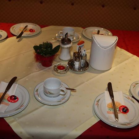 Hotel Garni Sonnenheim 费斯 外观 照片