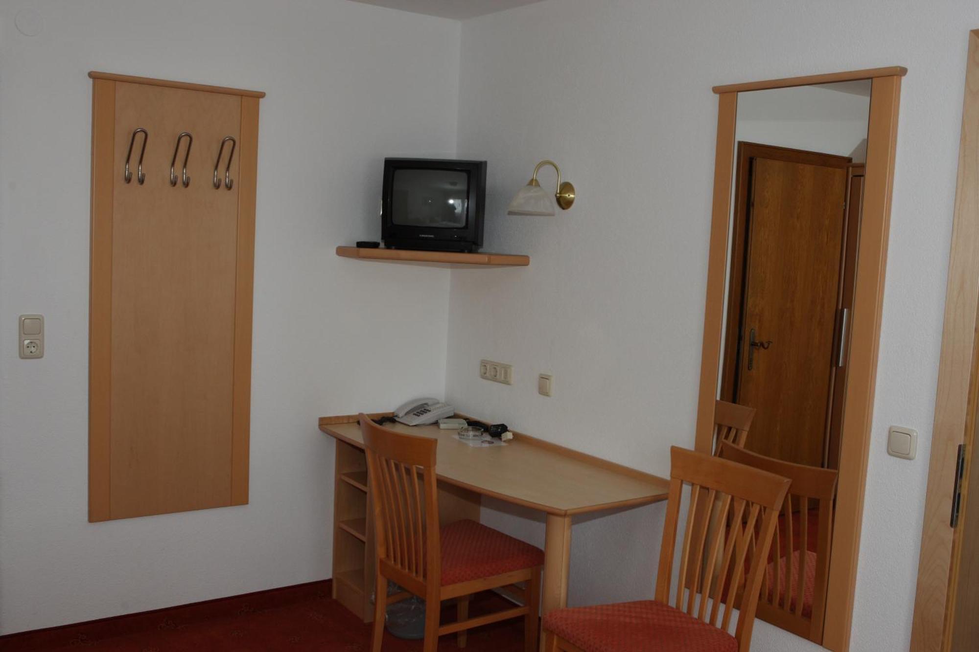 Hotel Garni Sonnenheim 费斯 外观 照片